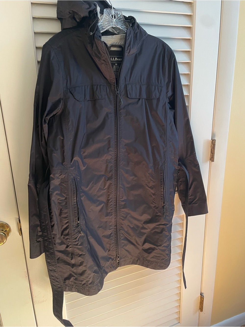 L.L. Bean Women's Black Hooded Belted Rain Jacket
